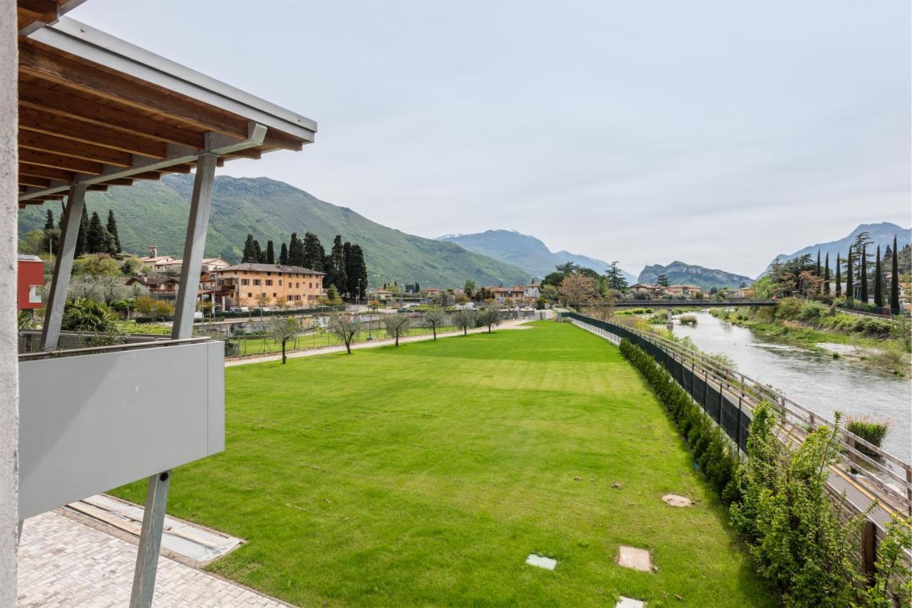 Casa Flavia, Mountains & River Arco Bagian luar foto