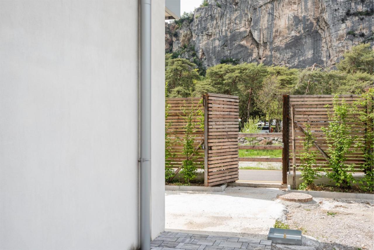 Casa Flavia, Mountains & River Arco Bagian luar foto