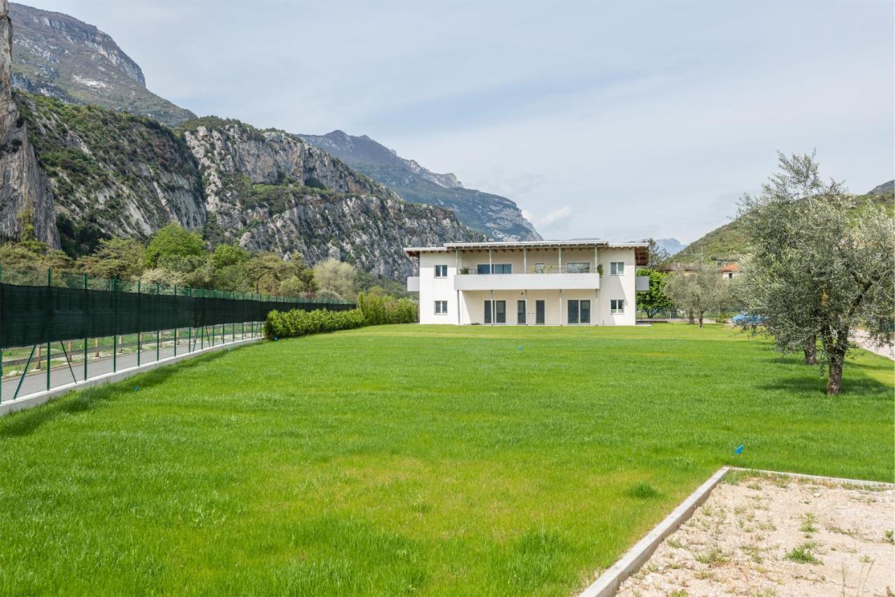 Casa Flavia, Mountains & River Arco Bagian luar foto