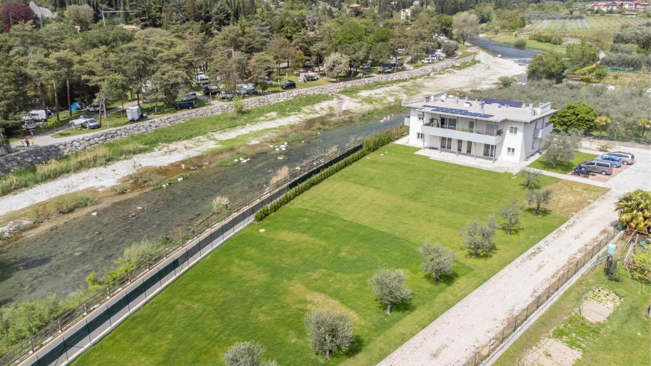Casa Flavia, Mountains & River Arco Bagian luar foto